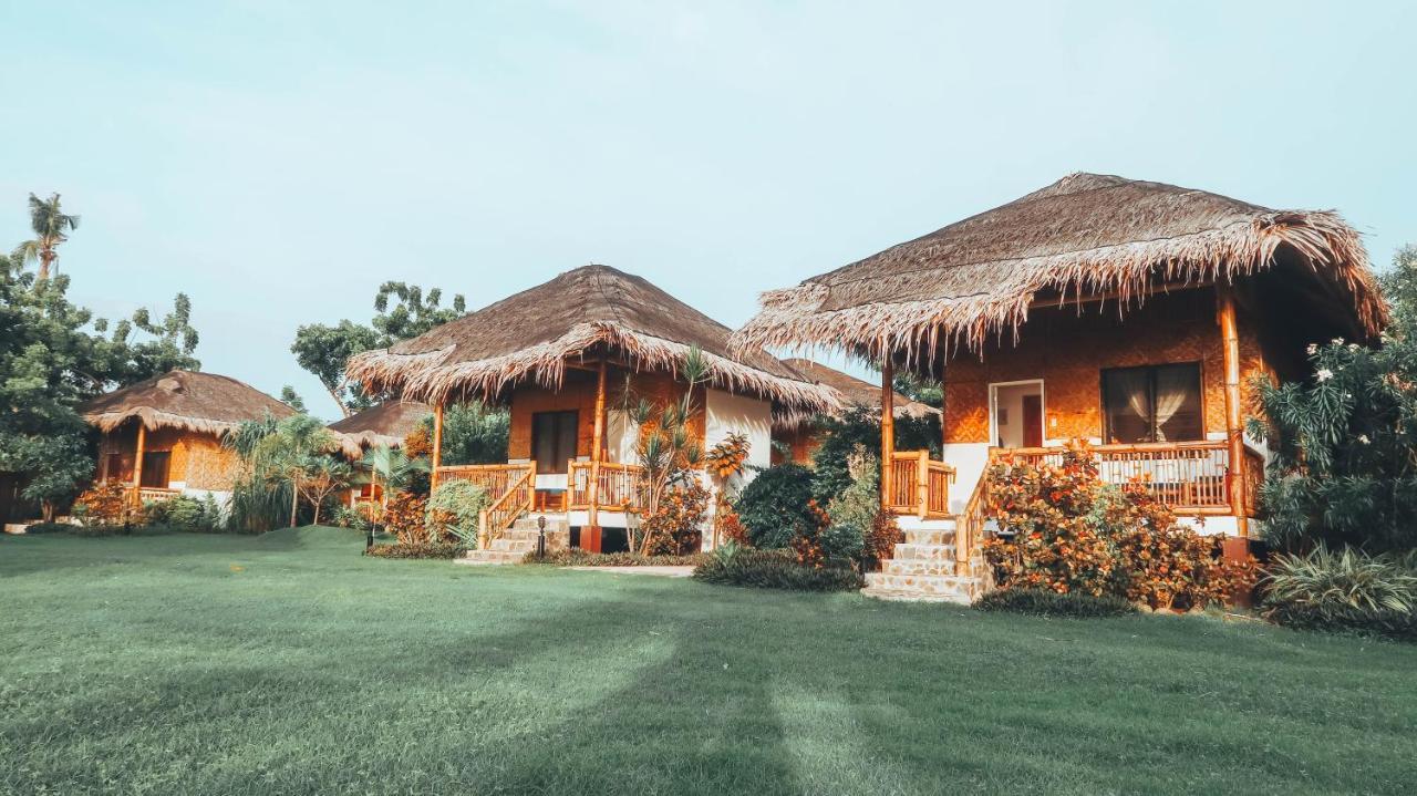 Liquid Dive Resort Дауин Екстериор снимка